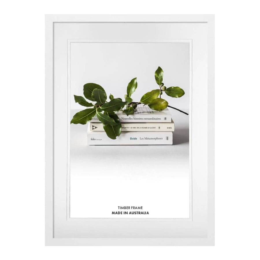 16x22" white timber frame with matboard to suit 12x18" photo